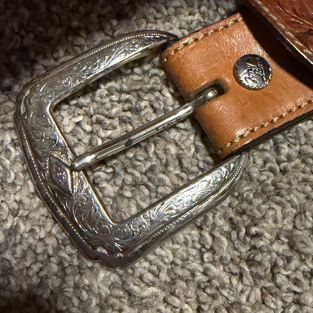 Vintage Tony Lama Gene Leather Belt 36 Tooled Floral Western Cowboy Silver - Picture 10 of 10